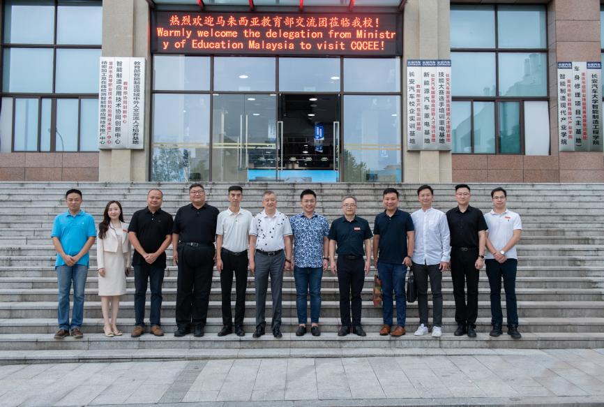 智能制造与汽车学院参观 智能制造与汽车学院参观